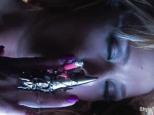 i'm shyla stylezs in fetish