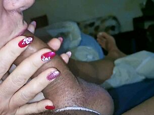 Wife gives last blowjob of 2023