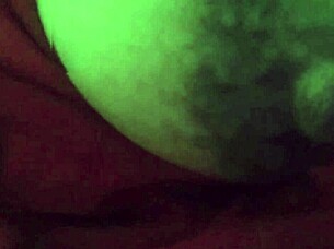 Look at this Italian pregnant woman spreading her ass and pussy.