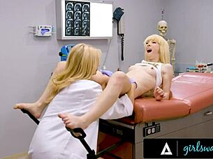 Does Kenzie Reeves Squirt Before Scissoring?