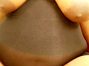 Indian hyderabad girl playing with boobs. 😍