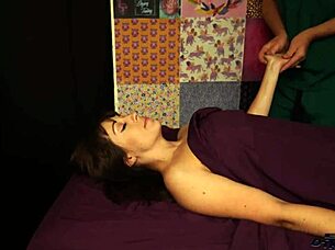 jennas massage with petite brunette in relaxing session.