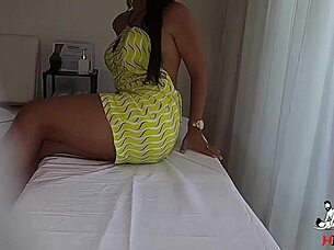 Latina teen amateur gets handjob from tantric masseur in short dress