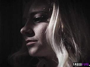 I caught my stepmom getting pussy penetration