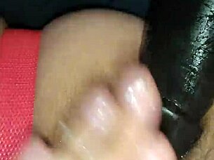 Esposa Montada Brincando com Pauzão in Homemade Toy Fun