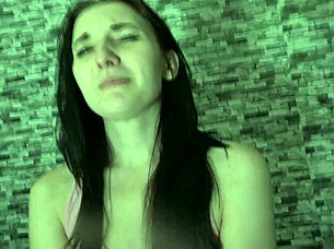 Alina Shows Her Skills In A European Amateur Video