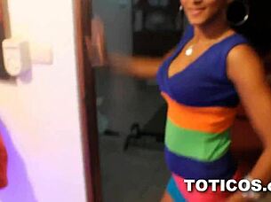 dominican republic sexy street girls flashing outdoors