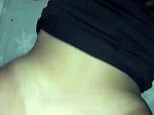 Novinha, are you ready to be bent over and doggystyled by this amateur guy?