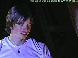 Overcoming Fear Of Clowns With Sexy Nude Girl