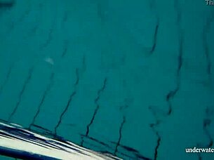 Big tits redhead lola nude underwater in pool juicy teen ex girlfriend vibes 😍