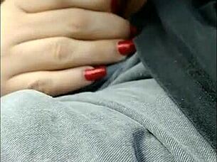 Intense Bomb Latina Head In Florida Car