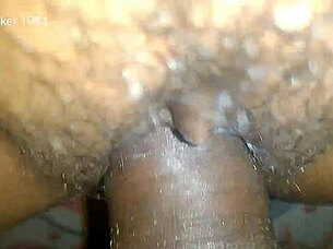 Bhabhi Alone at Home Gets Naughty Overnight