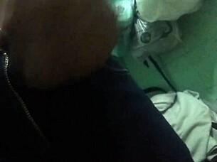 bronha de calça jeans