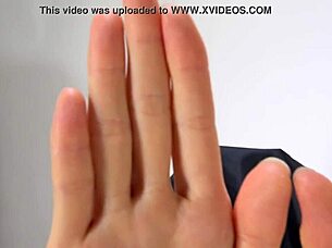 I love girls' hand fetish, it's so exciting.