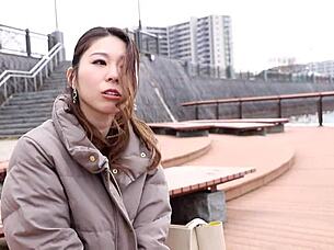 Small Tits And Big Ass Show