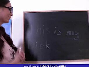 I watch cute russian girl get her pussy eaten close up