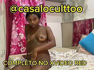 This gorgeous ebony wife is so hot and real! 😍