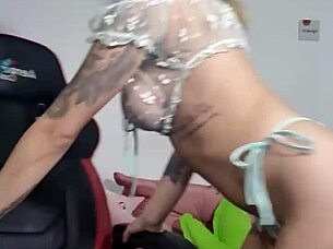 Barbie dances deep house like a slut on cam