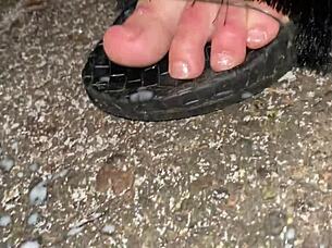 Cracky Watches TV with Brunette and Blonde