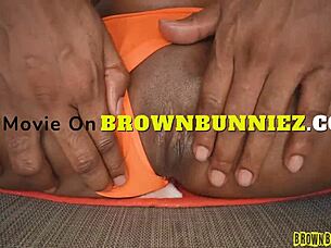 Intriguing squirting vacation where brown babe olivia jay rides and gets facial cumshot.