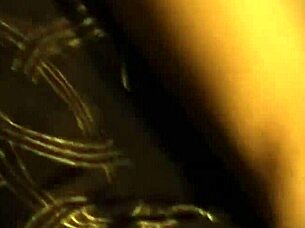 Seductress Indian MILF teases with dance.