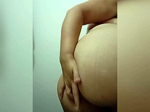 Latina With A Perfect Ass Makes Videos For Her Neighbor