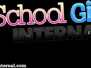 Cheerleader gets knocked up after unprotected sex with stranger