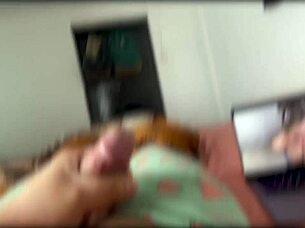 i feel excited watching my stepsister's big ass while masturbating