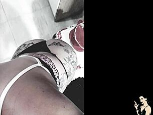 Trisal gets pussy blowjob in amateur sex