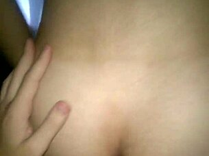 Sentando na vara do macho gay sex