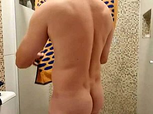 oh wow, bianca naldy surprised me in the bath with hot foreplay blowjob in lingerie 😏