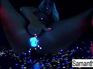 Samantha Saint Gets Off in Super Hot Black Light Solo