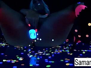 Samantha Saint Gets Off in Super Hot Black Light Solo