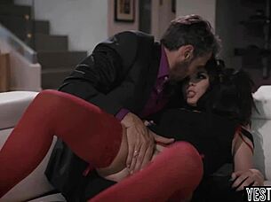 Keira Croft teen pornstar doggystyle blowjob