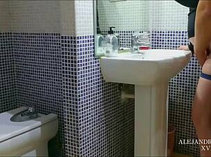 boyfriend helps pregnant friend with masturbation in group setting