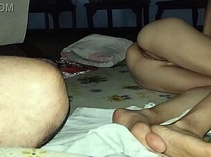 Uhh, jej cipka wzięła mój poranny ładunek naprawdę szybko!