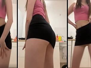 Is This Sexy Dance Webcam Show Hot Enough?