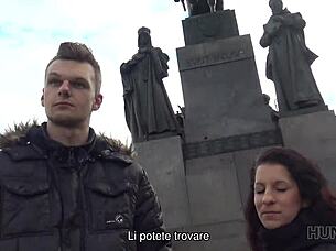 Hunt4k Il Talentuoso Cacciatore Trova Una Vittima Molto Rapidamente E Fa Sesso