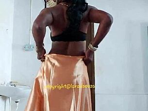 lara dsouza's sexy saree assfucking?