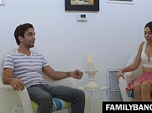 Cheating Wife Melissa Moore Banged Bareback