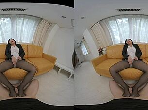 Ogawa Momoka in VR creampie with big tits