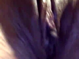 Latina Big Ass Se Masturba