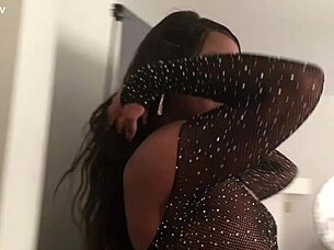 kaiya rose gives sloppy blowjob to big black cock