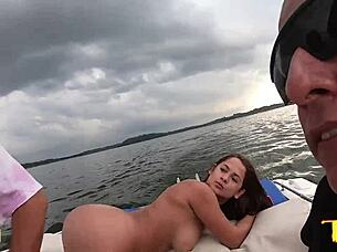 paola gurgel messing around in the boat at guarapiranga reservoir with samuray farias