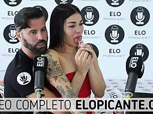 beluchi gucci shows natural tits in spicy room