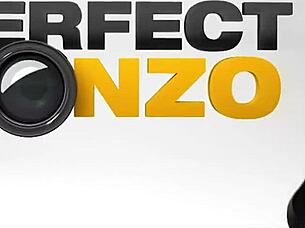 Esmeralda fingers herself in gonzo style