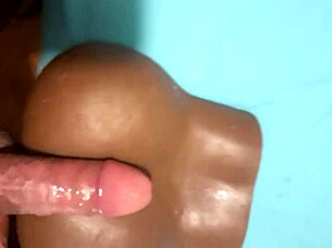 i kiss my black toy and ejaculate all over it, it's so hot