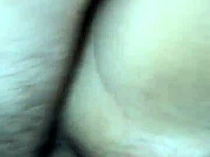 Amateur Uses Toys For Cumshot Fun?