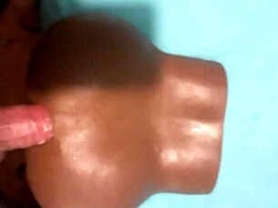 i kiss my black toy and ejaculate all over it, it's so hot