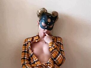 young big ass slut masturbates wet for you, squirting everywhere